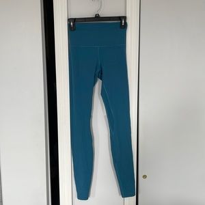Lulu lemon align size 4 long